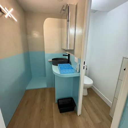 30m2 2 Steps From Everything Апартаменти *